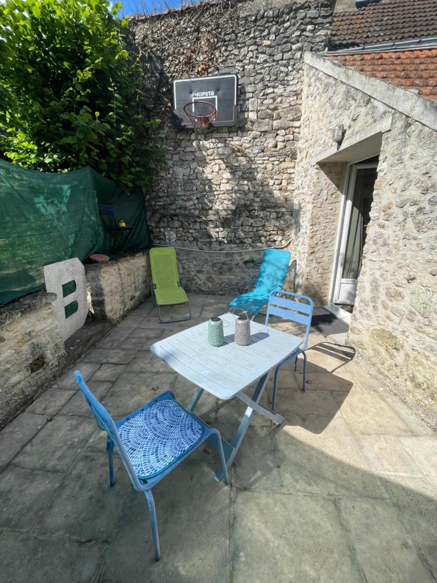 Maison Bleue Beynes  Exterior foto